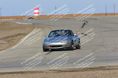 media/Dec-09-2022-Turn8 Trackdays (Fri) [[a82f2e2fc7]]/Advanced Intermediate Combined/Outside Grapevine/